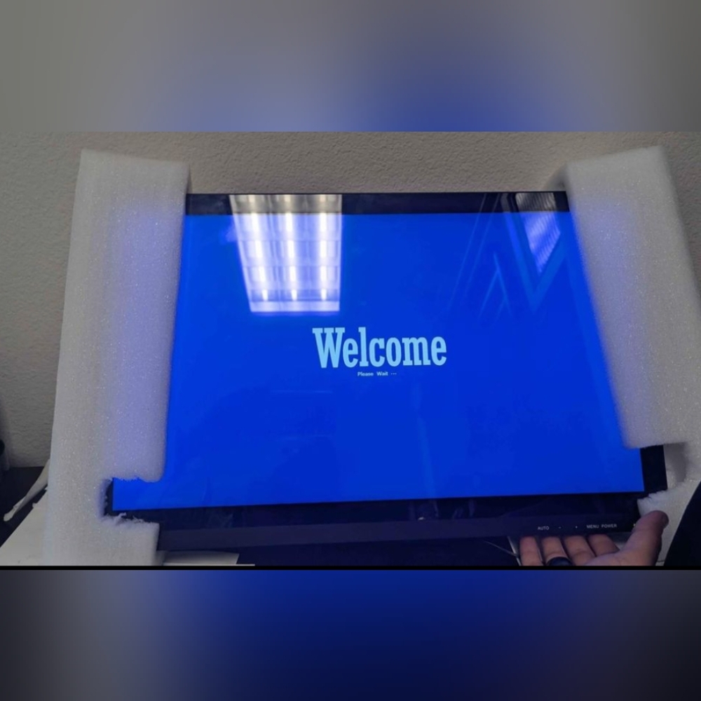 Touchscreen Monitor